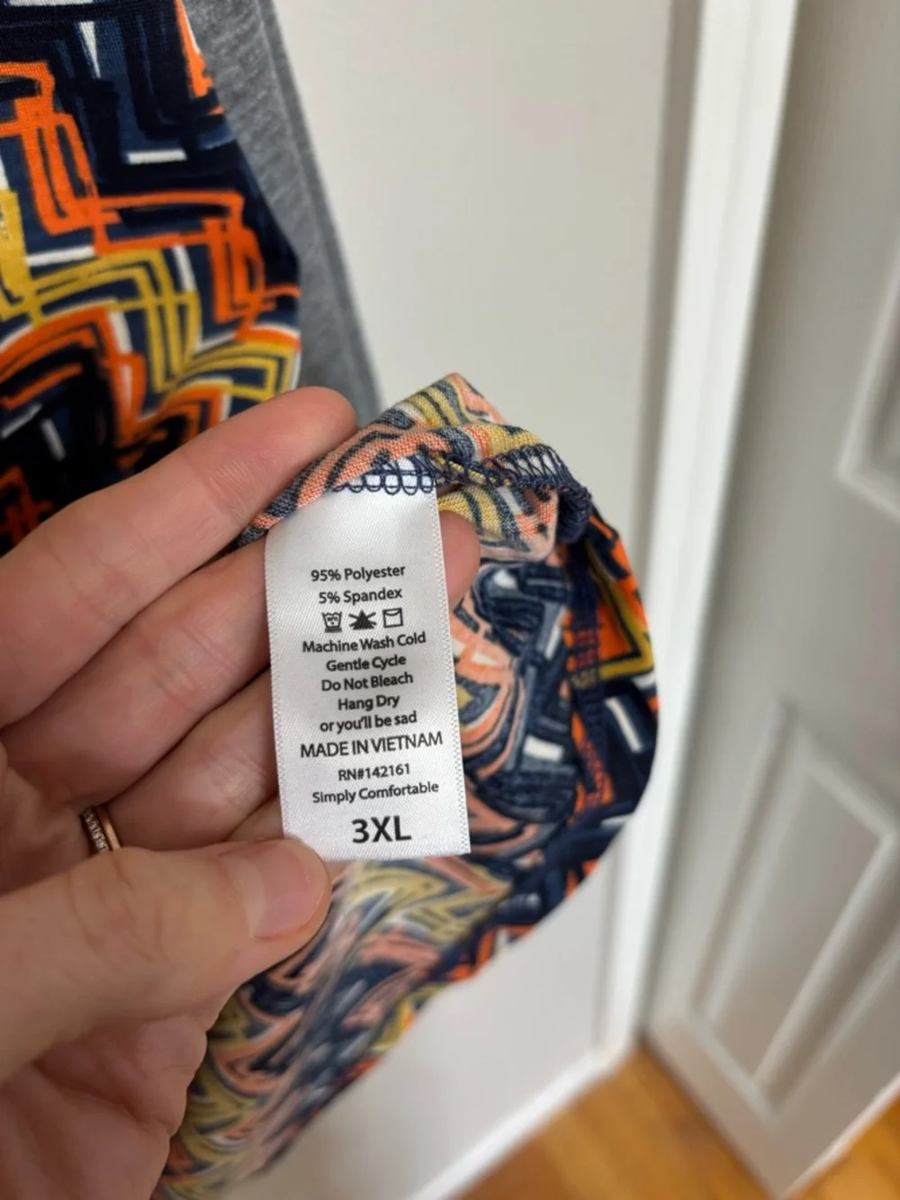 NEW LulaRoe Randy Baseball Tee Multicolor - Size 3X